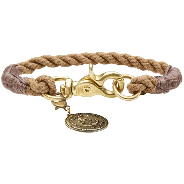 Hunter Halsung List, Tau 3 Hunter Halsung List, Tau