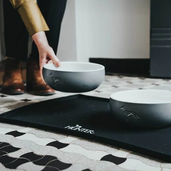 Hunter Napfunterlage Selection Schwarz 6 Hunter Napfunterlage Selection Schwarz – Bild 4