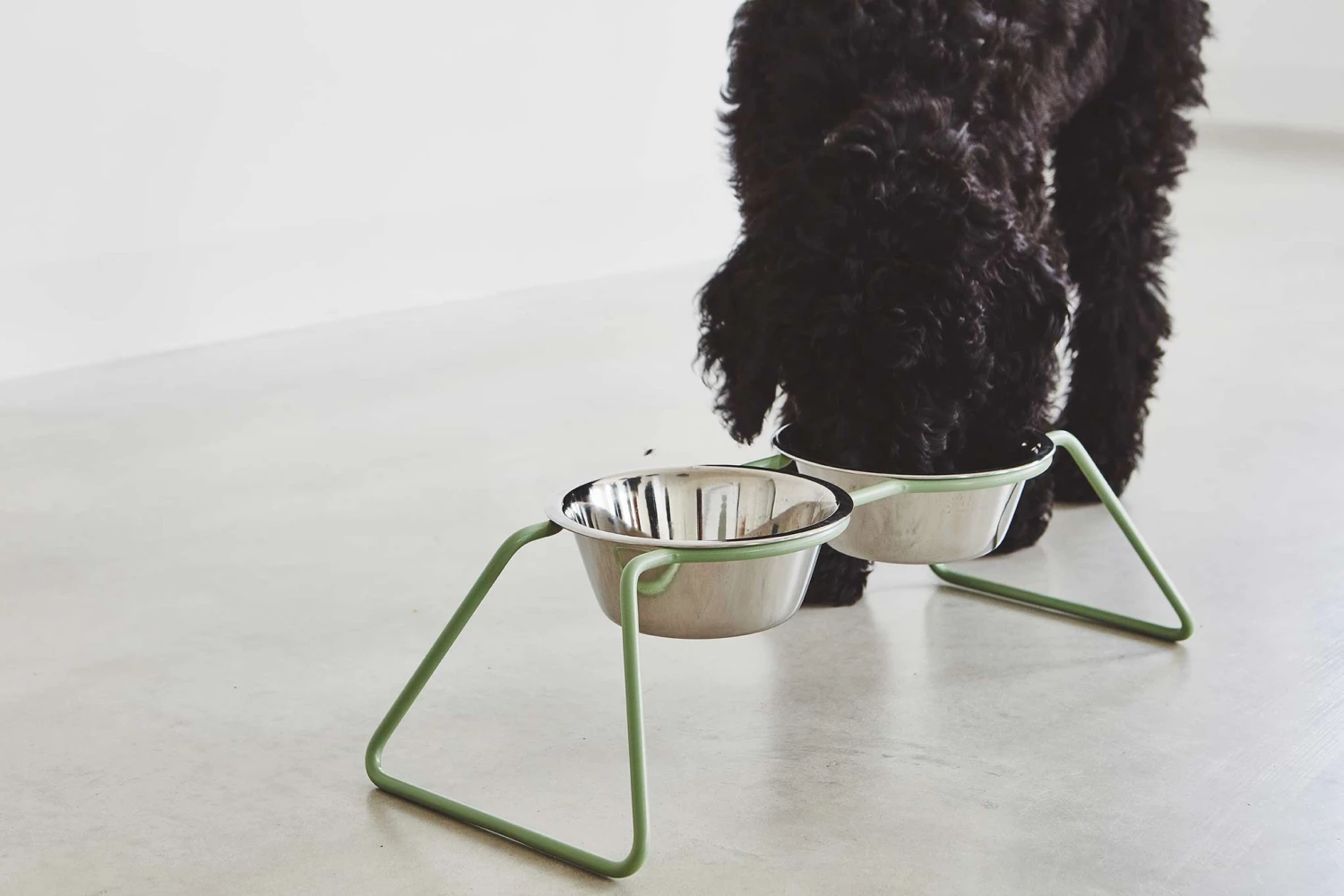 MiaCara Napfständer Cena, Pulverbeschichtet 7 MiaCara Napfständer Cena, Pulverbeschichtet – Bild 5