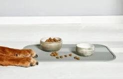 Wolters Napfunterlage Rainbow 55x30cm -Wuff Wohnen Verkäufe Napfunterlage Rainbow Diner Stone