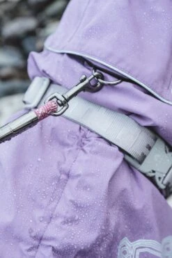 Hurtta Drizzle Mantel, Aubergine 11 Hurtta Drizzle Mantel, Aubergine -Wuff Wohnen Verkäufe d4c8301b88e9086d823fa60904222b79